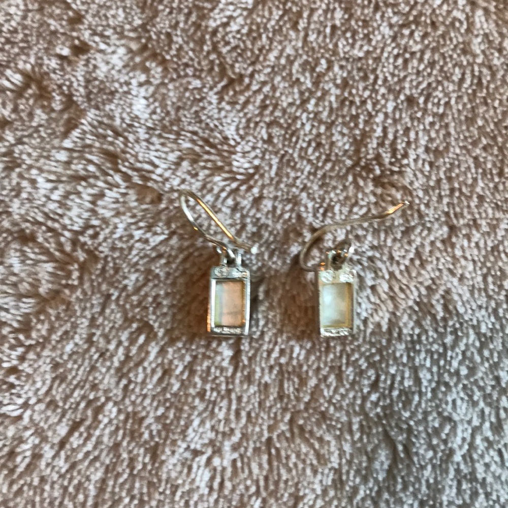 Earrings - Picture 3 of 3